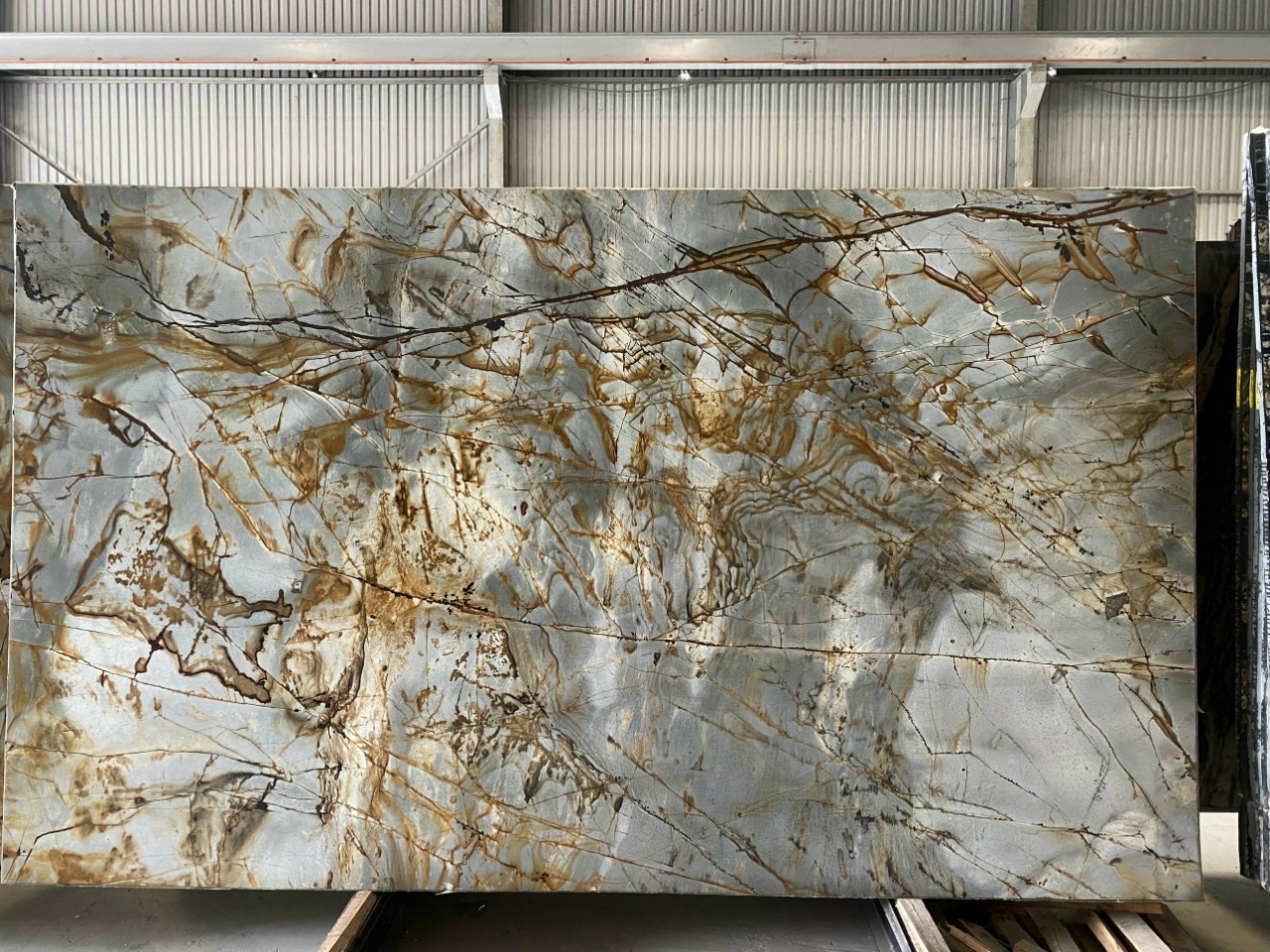 Đá Blue Roma Quartzite